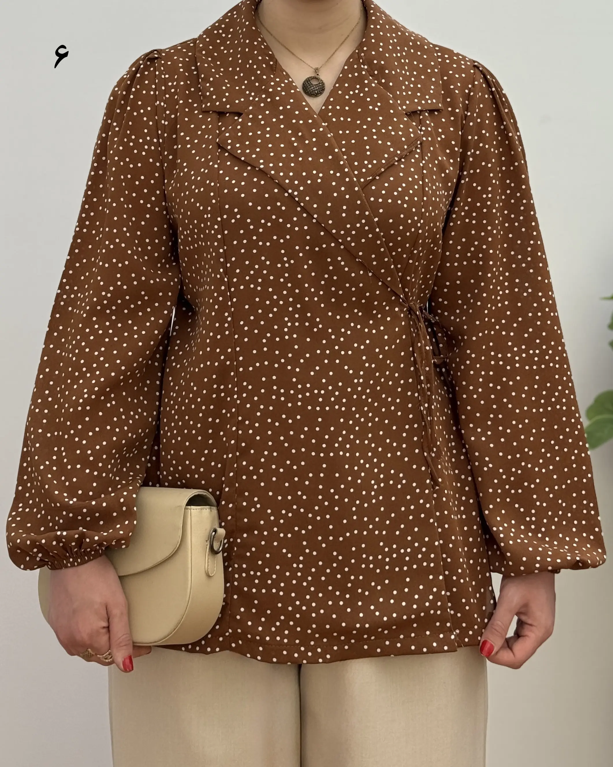 شومیز زنانه مجلسی و خنک مدل کیانا